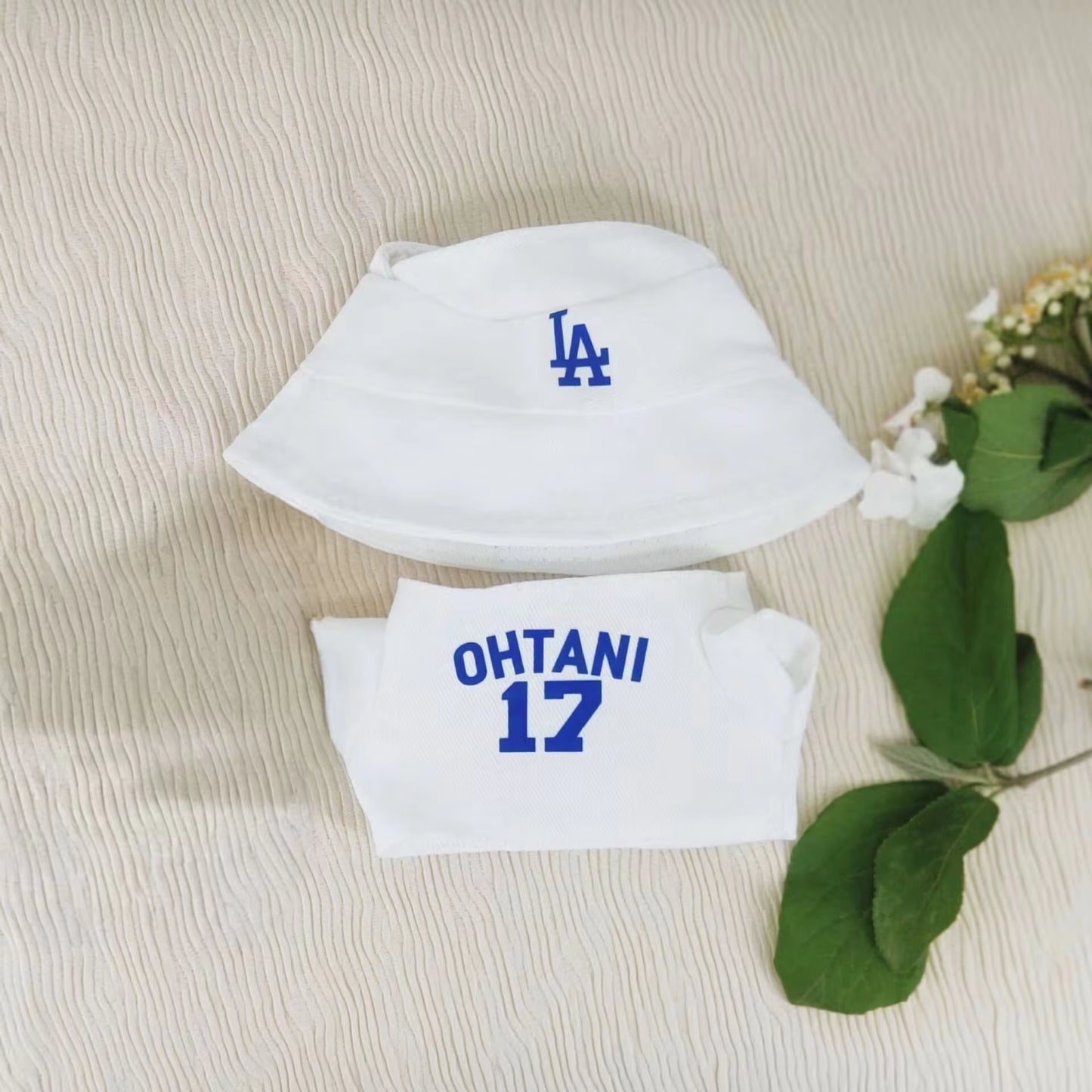 17Cm Doll Clothes Suitable for Labubu, Trendy Brand Same Blue and White Digital Shirt Hat Set Gift for Kids or Adults (NO Doll)